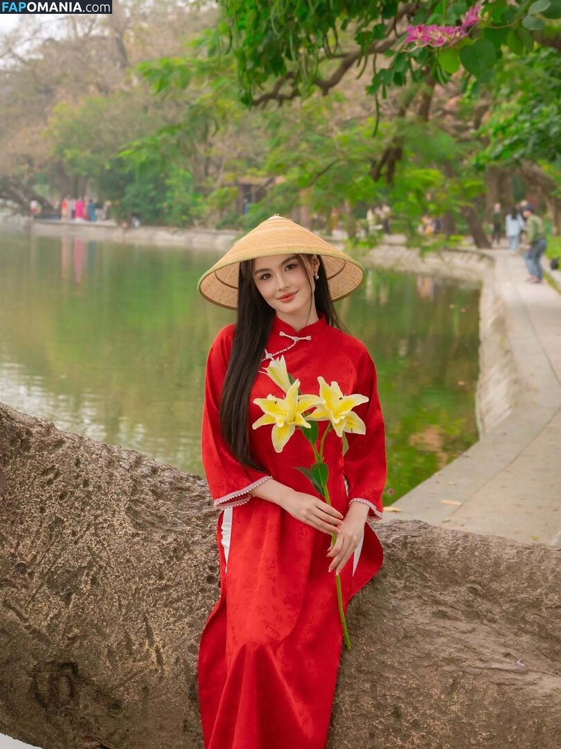 Moni Charlton / monicharlton ヌード OnlyFans  流出写真 #1