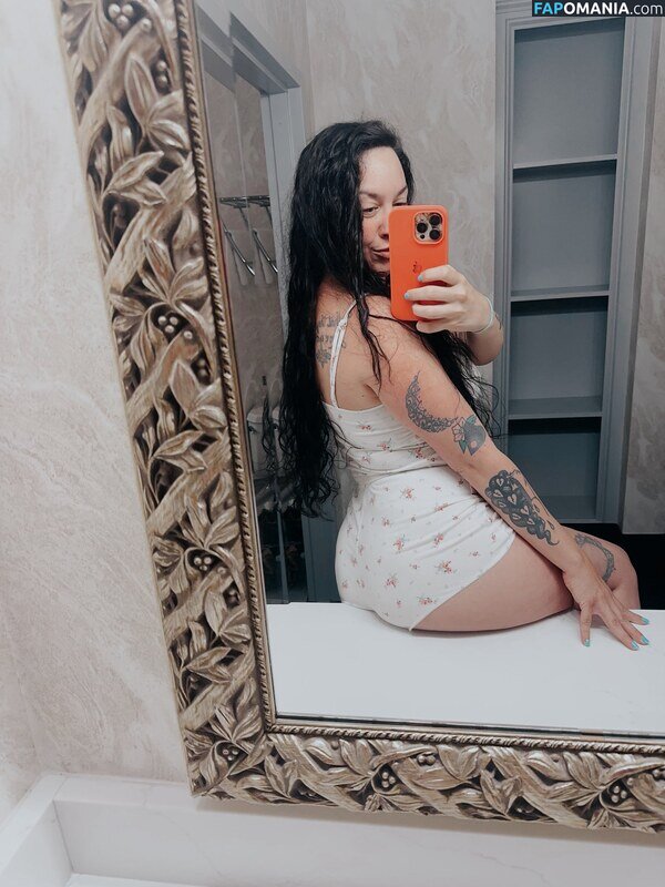 https: / moon-pixie ヌード OnlyFans  流出写真 #12
