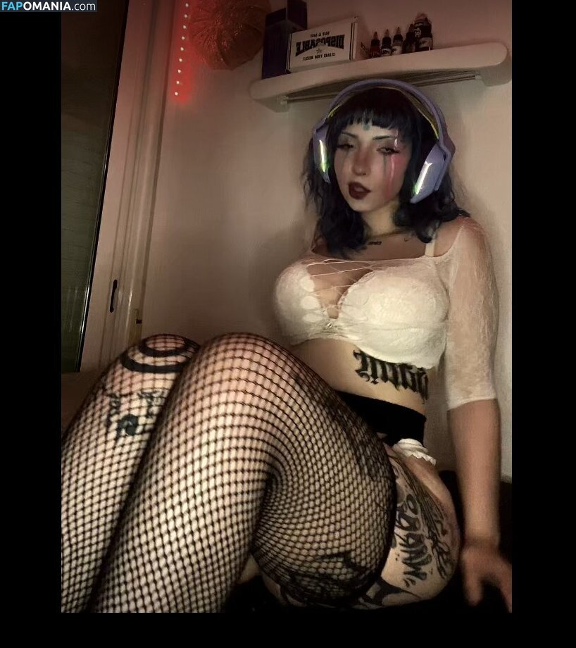 Naaawiwiii / naw.inkk / nawi59305 / nawiwi.art / nawiwii.reels / nawwiwiii ヌード OnlyFans  流出写真 #2