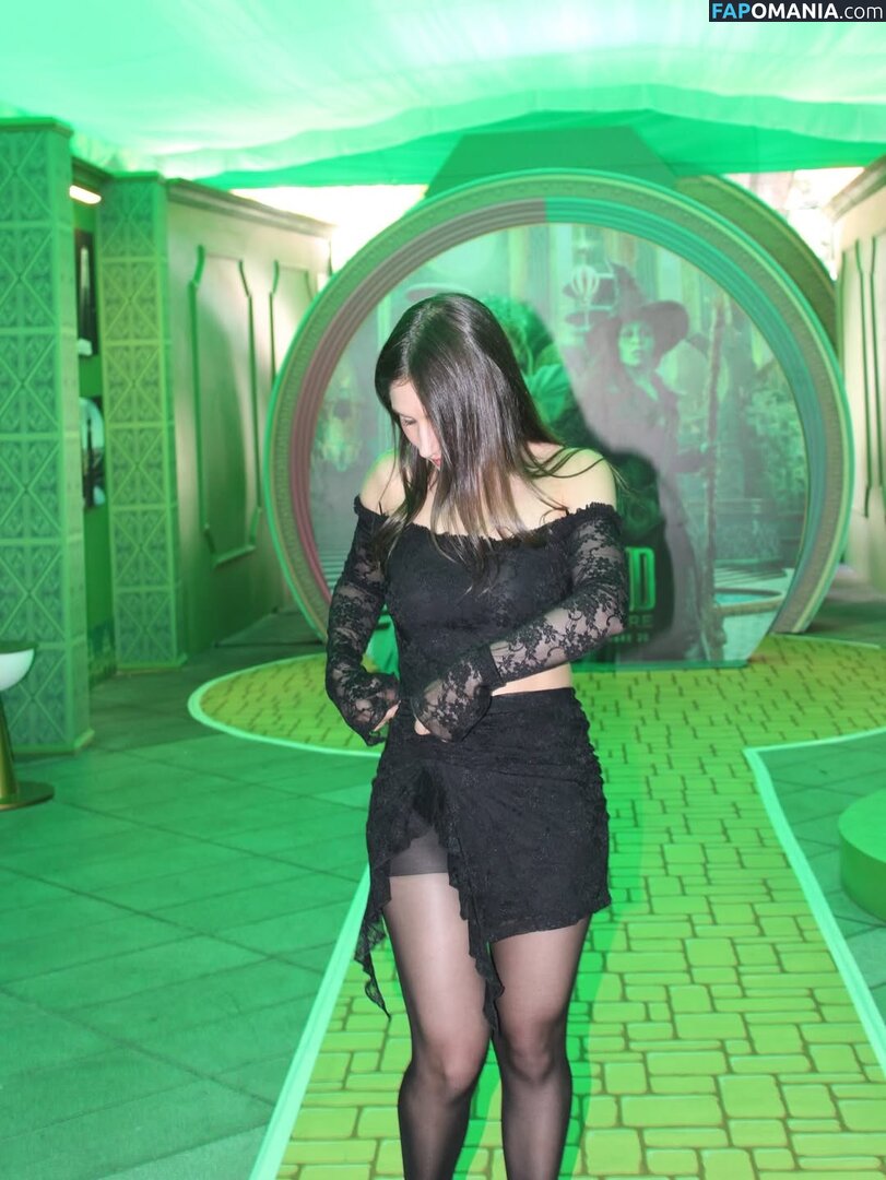 Nashla / Nashlabogaert__ / https: / nashla22 ヌード OnlyFans  流出写真 #6