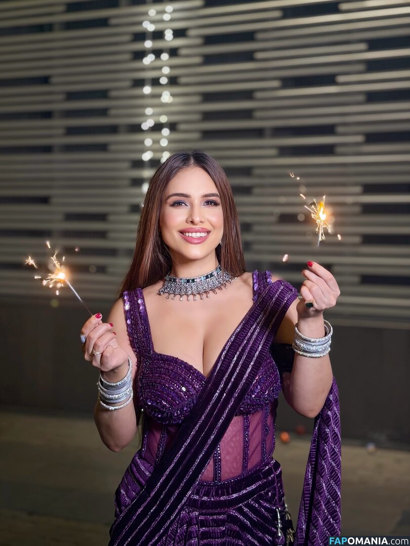 Nehhaa Malik / freakymeek500 / nehamalik335 ヌード OnlyFans  流出写真 #12