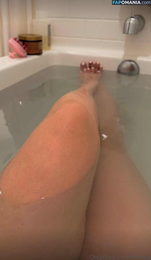 Ngan Nguyen / linnynguyen / nganguyeen ヌード OnlyFans  流出写真 #297