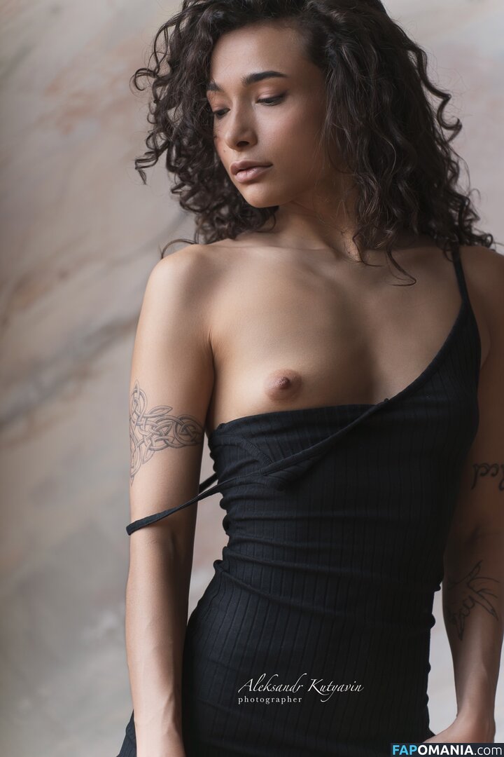Lily Hayjes / Nikol Beylik / Wandaweb / nikolxxnikol / pronixyy ヌード OnlyFans  流出写真 #895
