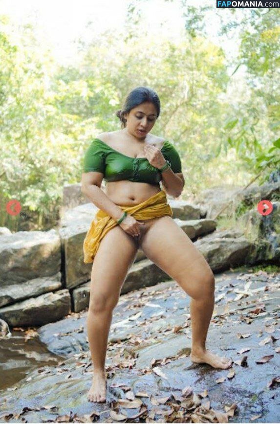 Nila Nambiar / Smera1695 / nilanambiar ヌード OnlyFans  流出写真 #9