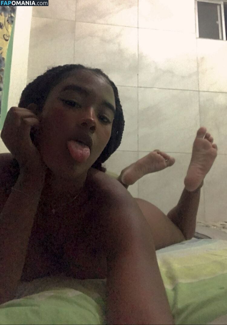 ninfetinha vih / ninfetinhavivi / ninnidavid / shygirlfromeurope ヌード OnlyFans  流出写真 #4