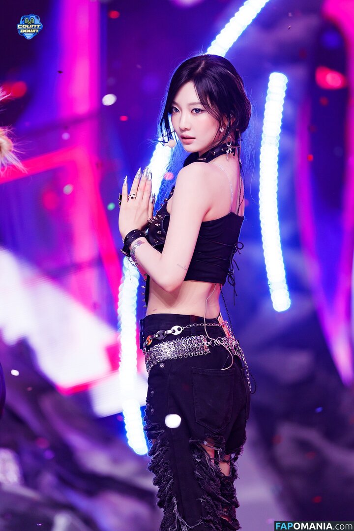 Ningning (æspa / aespa / imnotningning / littlechopper ヌード OnlyFans  流出写真 #175
