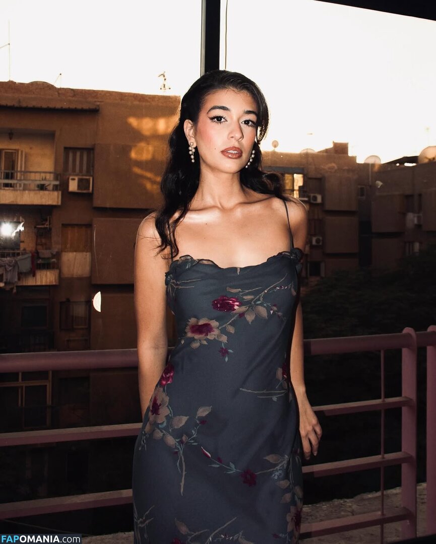 Nourine Abouseada / https: / nourineabouseada ヌード OnlyFans  流出写真 #7