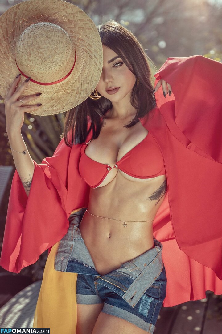 Discussão / Nyvi Estephan / nyviestephan ヌード OnlyFans  流出写真 #367