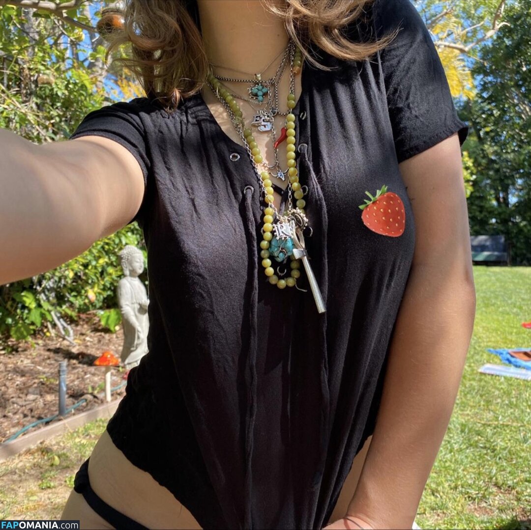 https: / odessaazion ヌード OnlyFans  流出写真 #4