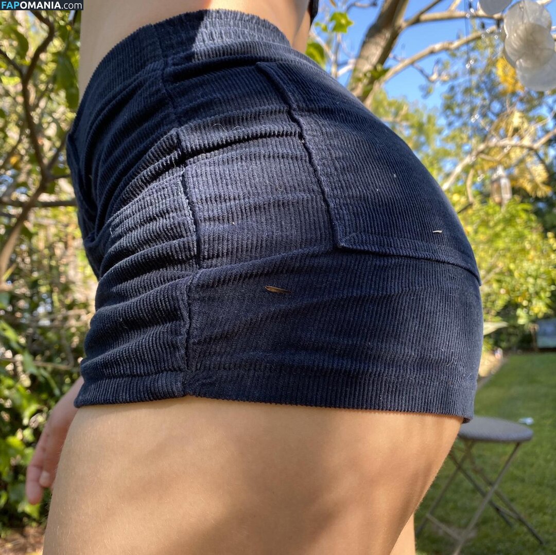 https: / odessaazion ヌード OnlyFans  流出写真 #12
