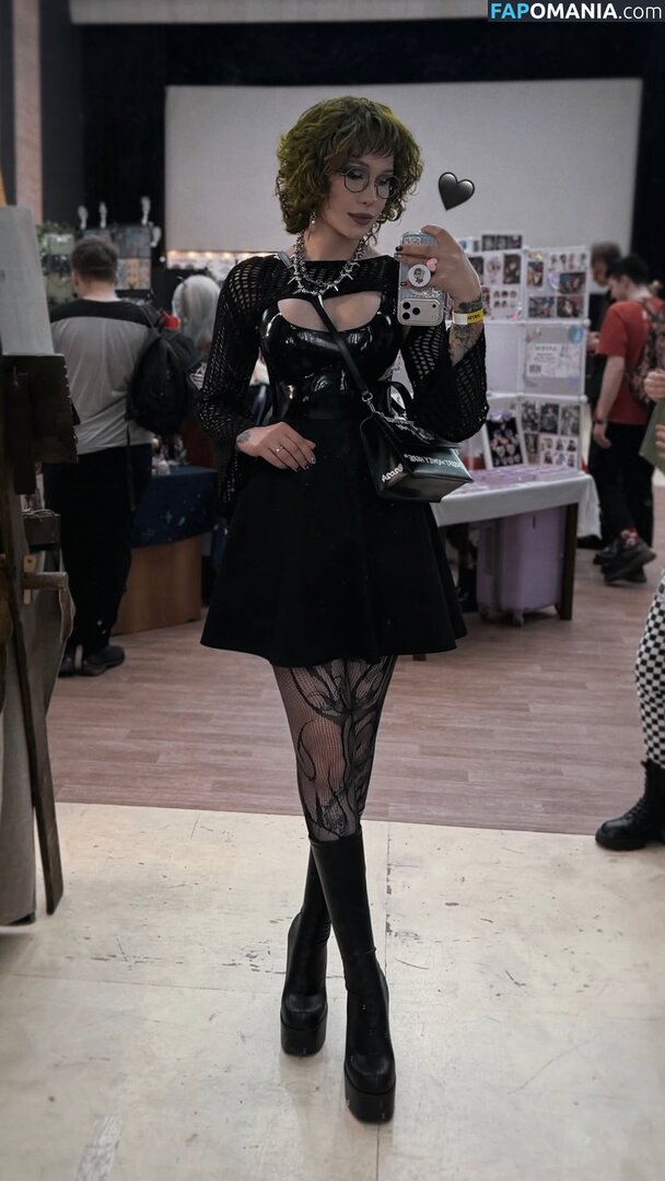 Olga Haku @frau_haku / frau_haku ヌード OnlyFans  流出写真 #3