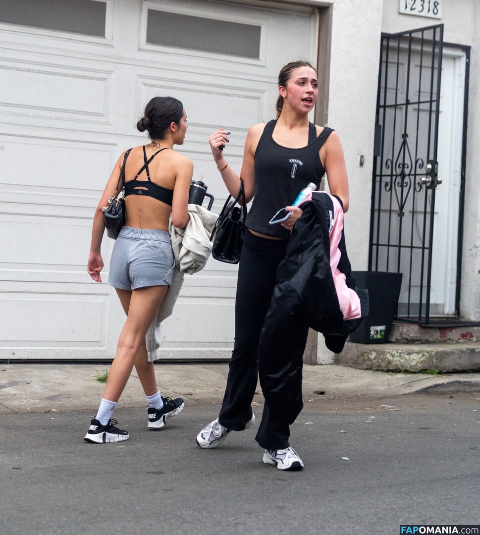 Olivia Rodrigo / oliviarodrigo ヌード OnlyFans  流出写真 #58