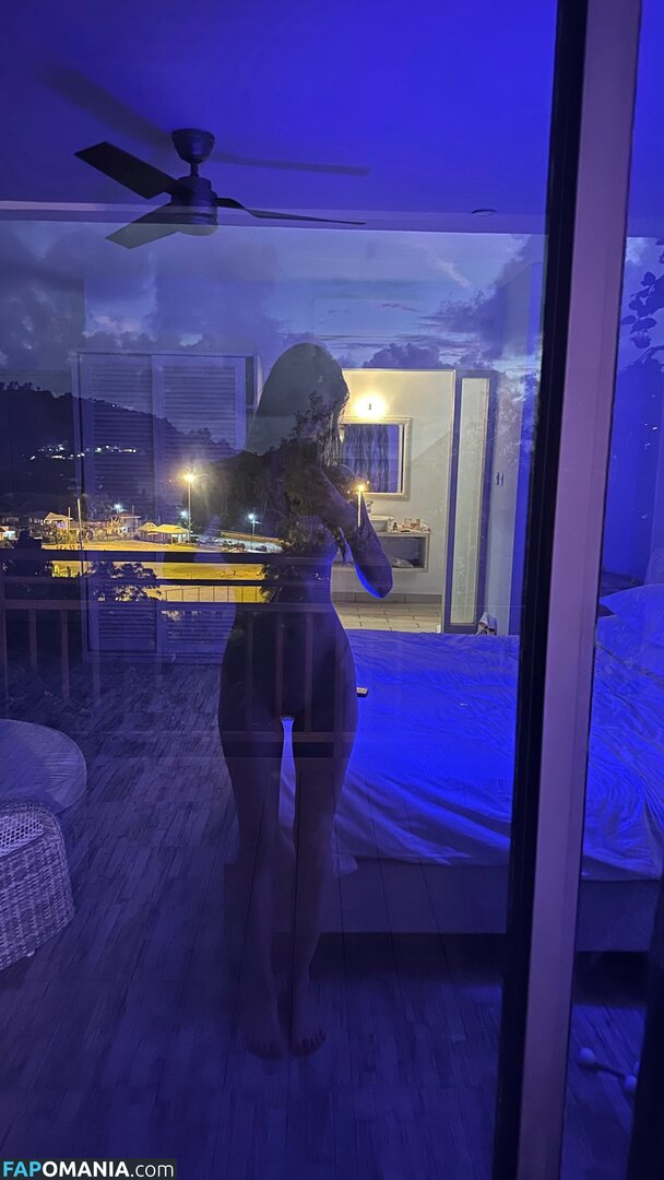 AnnaDellart / Pachka.ani / annushk.art ヌード OnlyFans  流出写真 #4