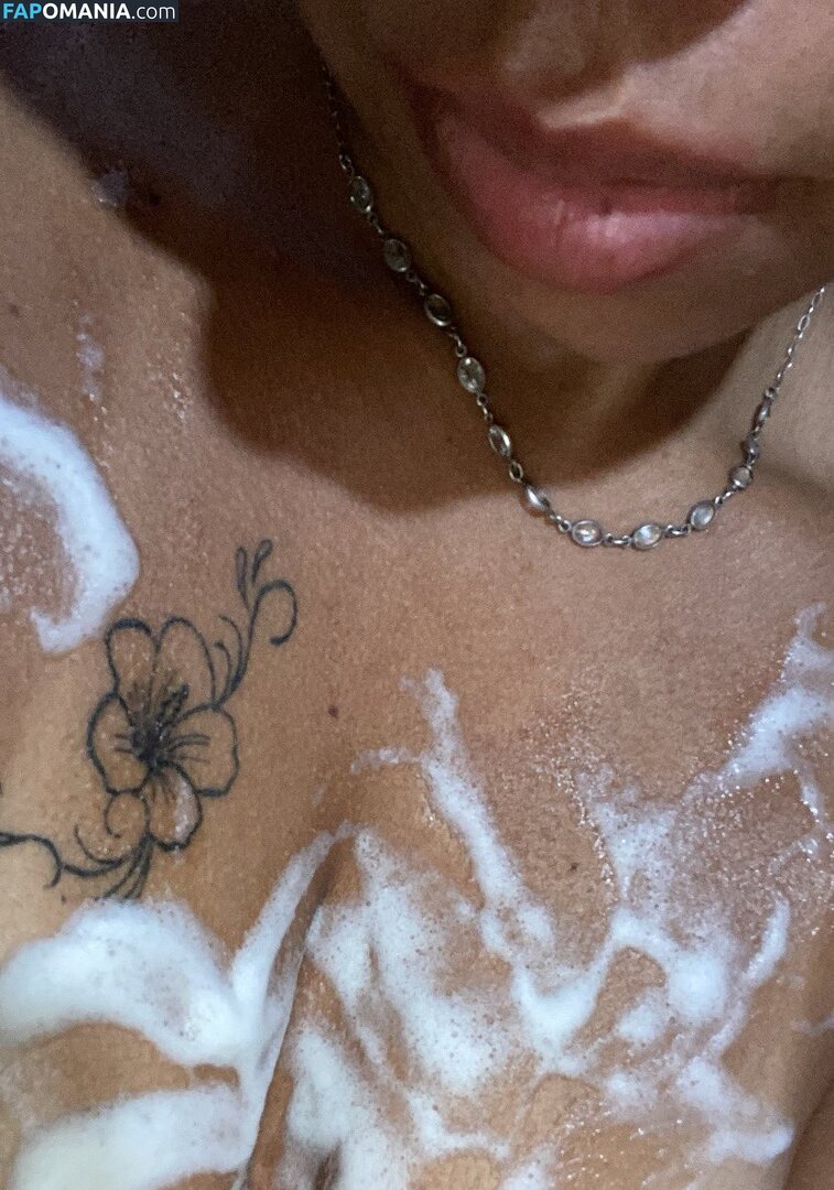 Patriny / patricia / patrinycachinhos ヌード OnlyFans  流出写真 #1