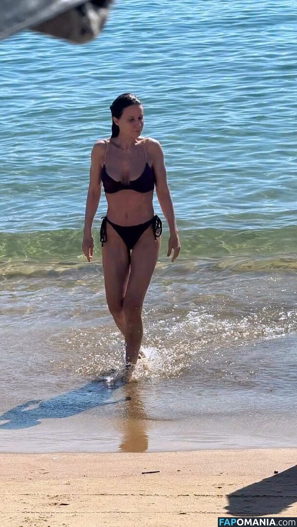 Paula Burlamaqui / paulaburlamaquioficial ヌード OnlyFans  流出写真 #1