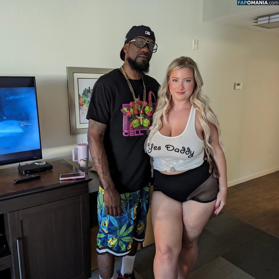 Mckenna Rae / Pawgdownthestreet121 / mckenna_rae121 ヌード OnlyFans  流出写真 #19
