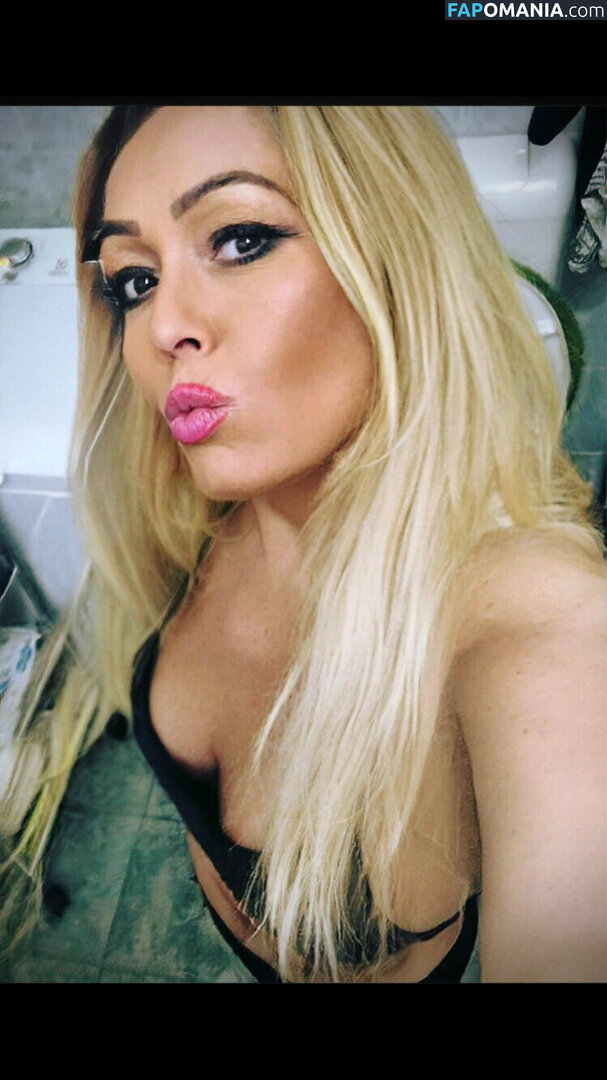 amator_csajok / f.lillaa / petratimea ヌード OnlyFans  流出写真 #666