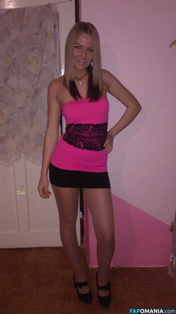 amator_csajok / f.lillaa / petratimea ヌード OnlyFans  流出写真 #1244