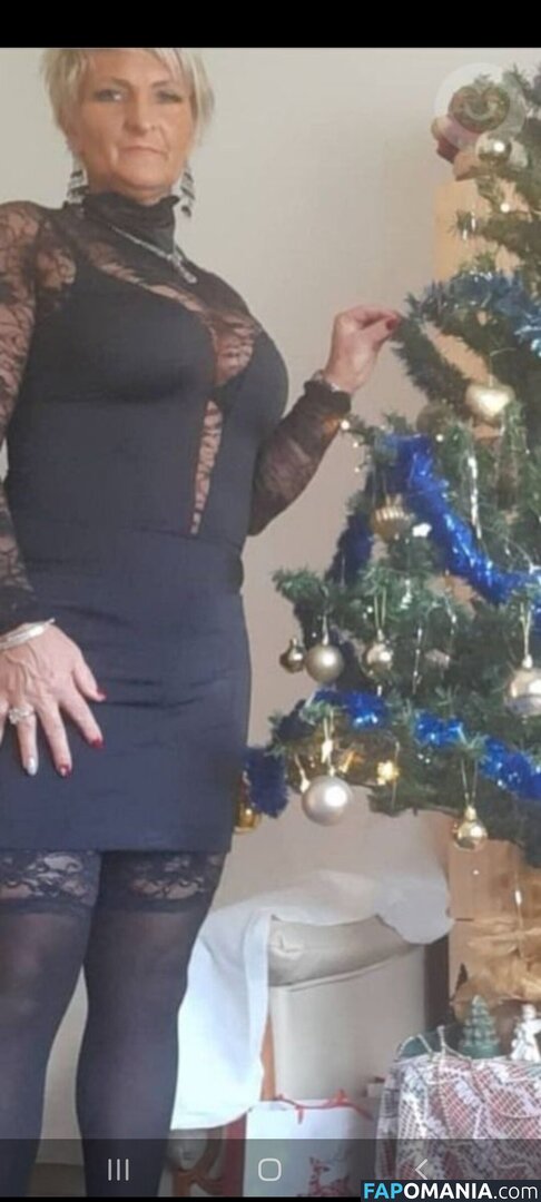 amator_csajok / f.lillaa / petratimea ヌード OnlyFans  流出写真 #2677