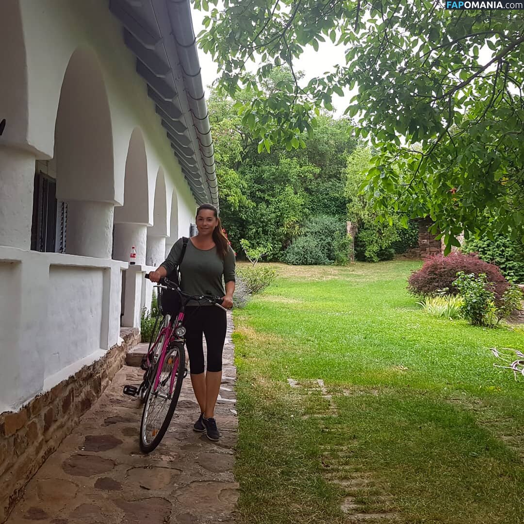 amator_csajok / f.lillaa / petratimea ヌード OnlyFans  流出写真 #2678