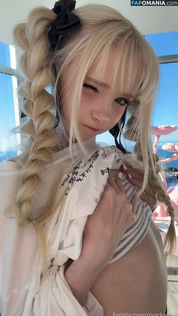 Mennah / Pockycats / bePatron / https: / pockycatsx / pockycatt ヌード OnlyFans  流出写真 #2