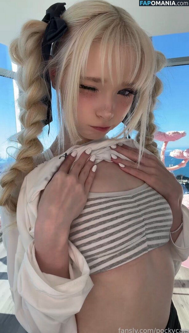 Mennah / Pockycats / bePatron / https: / pockycatsx / pockycatt ヌード OnlyFans  流出写真 #5