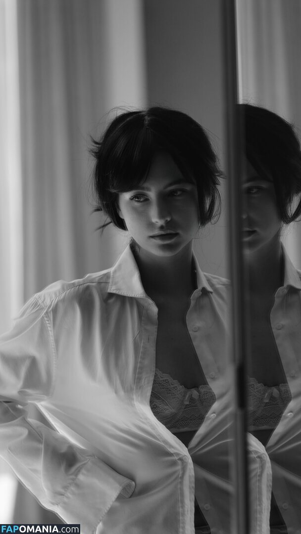 Pauline Maugauin / Pola Petrenko / polapetrenko ヌード OnlyFans  流出写真 #5