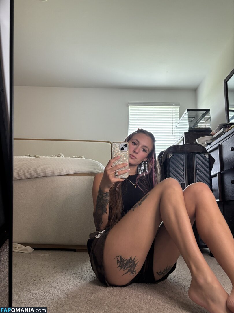 Poppy Quinn / PoppyQuinnn / https: / poppyquinn33 / the.poppy.quinn ヌード OnlyFans  流出写真 #3