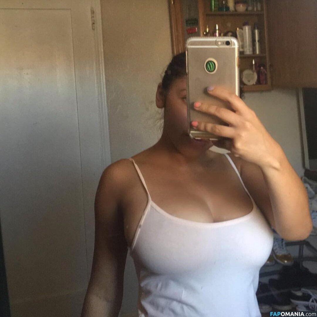 babyemilyver / princessemily / princesssaaemily ヌード OnlyFans  流出写真 #1