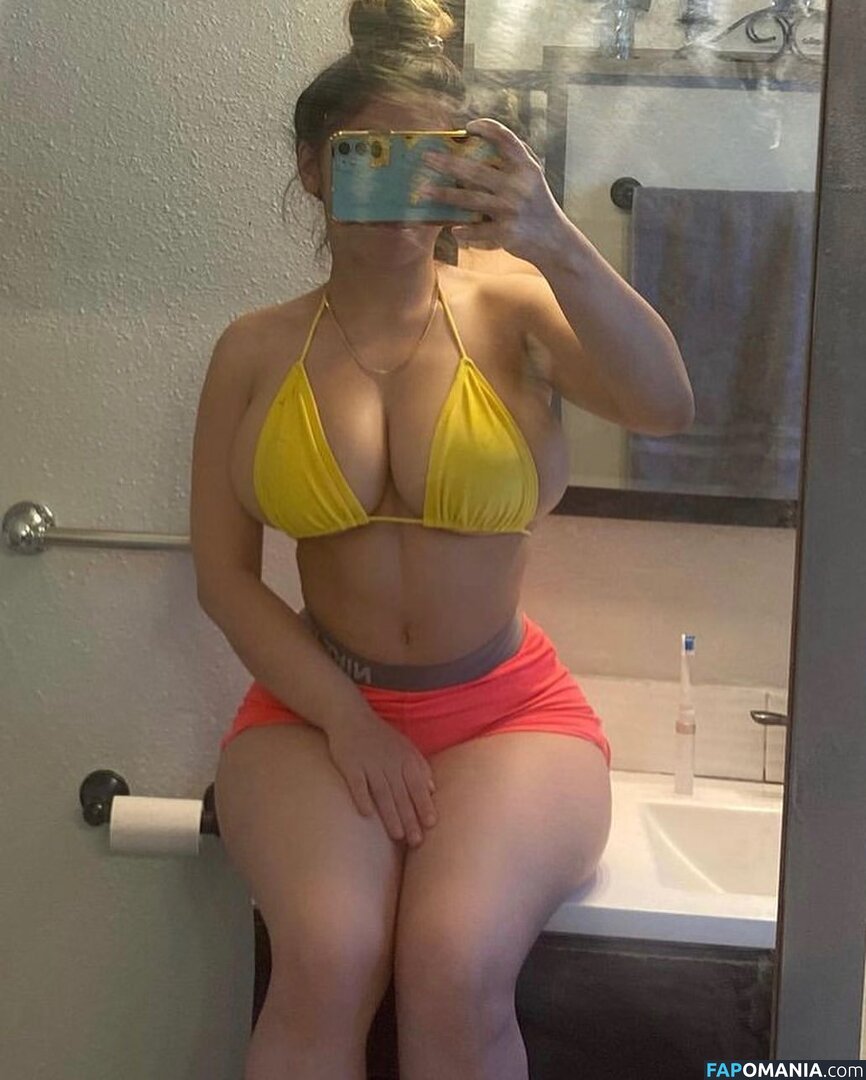 babyemilyver / princessemily / princesssaaemily ヌード OnlyFans  流出写真 #7