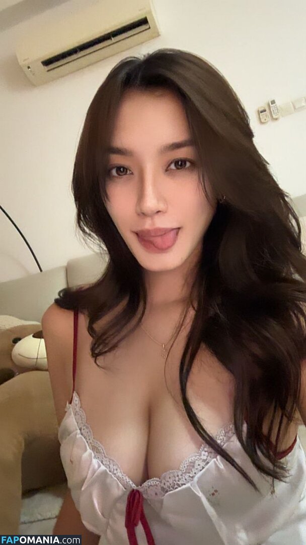 Qamarina Lim / https: / qamarinalim_ ヌード OnlyFans  流出写真 #3