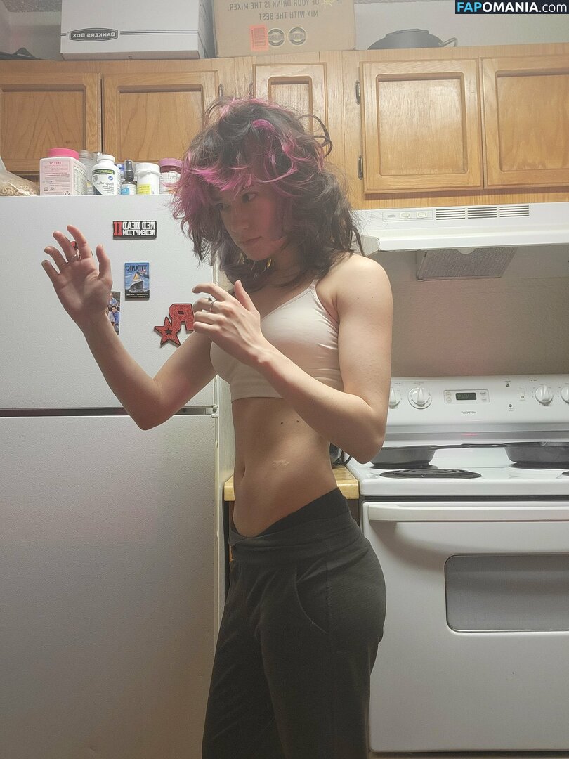 Queen Tofu Games / QueenTofu / Tofu_games / babytofu / https: ヌード OnlyFans  流出写真 #527