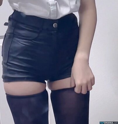 cw / https: / rabbit_poem / rabbitpoem ヌード OnlyFans  流出写真 #5