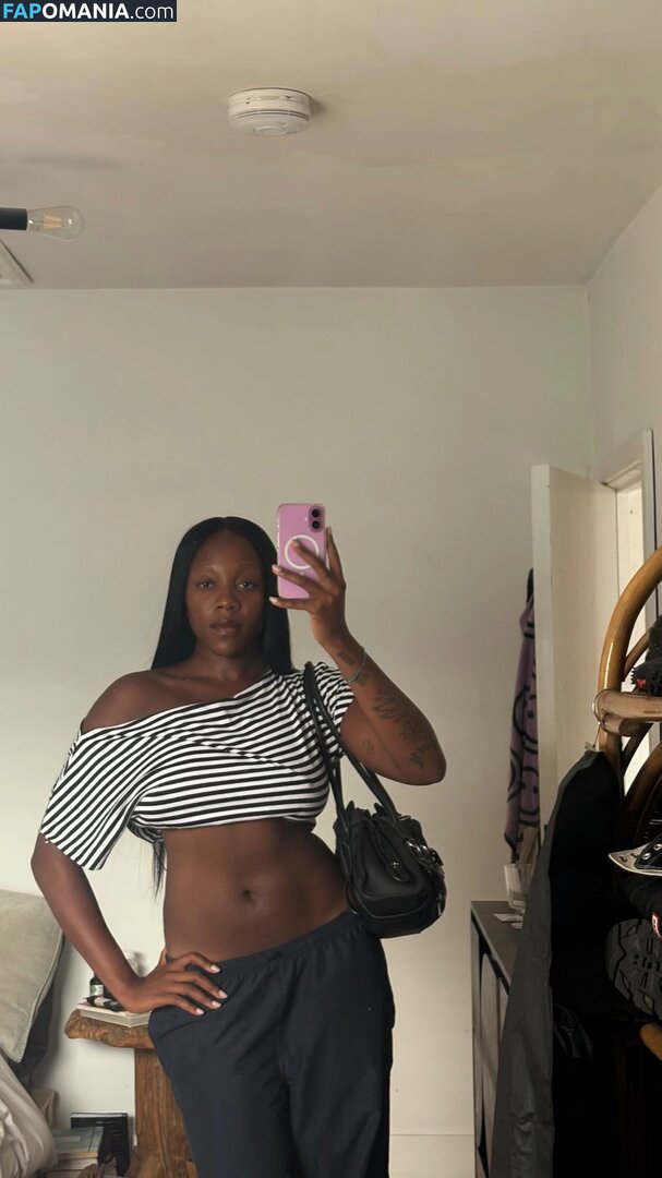 Rachel Chinouriri / rachelchinouriri ヌード OnlyFans  流出写真 #1