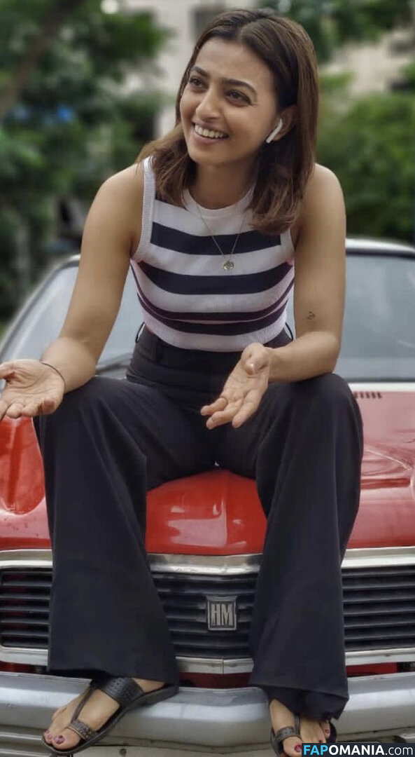 Radhia Apte ヌード OnlyFans  流出写真 #4