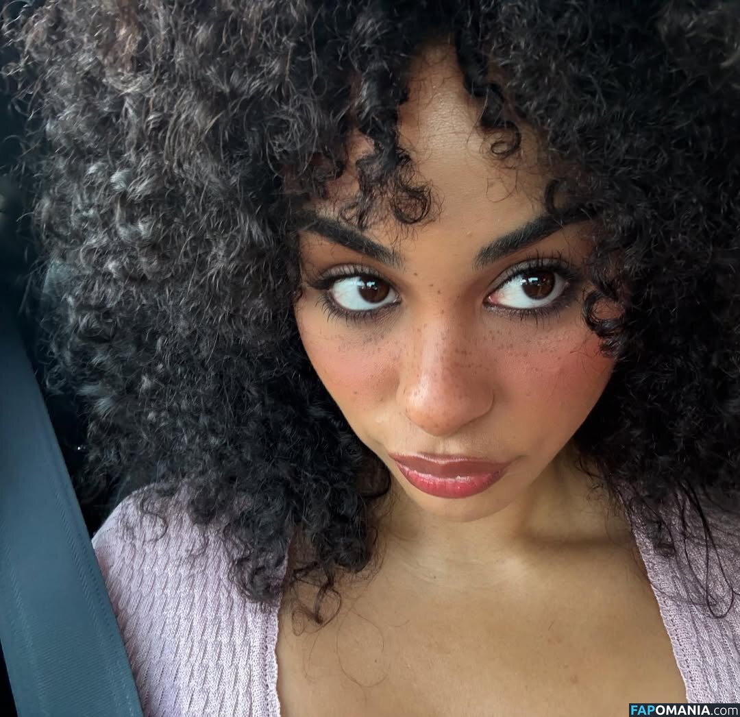 Raina Morris / quakerraina ヌード OnlyFans  流出写真 #1