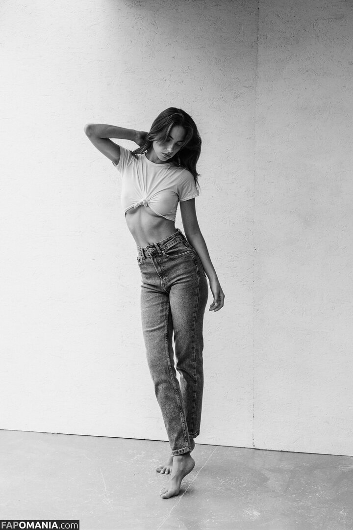 Rebecca Bagnol / _rebeccabagnol / bagnolrebecca / rebeccacambria_free ヌード OnlyFans  流出写真 #1200