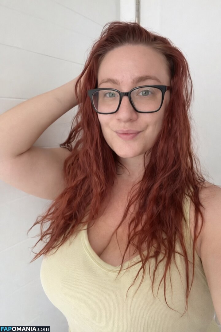 ChicksWithFics / RefashionedHippie ヌード OnlyFans  流出写真 #1