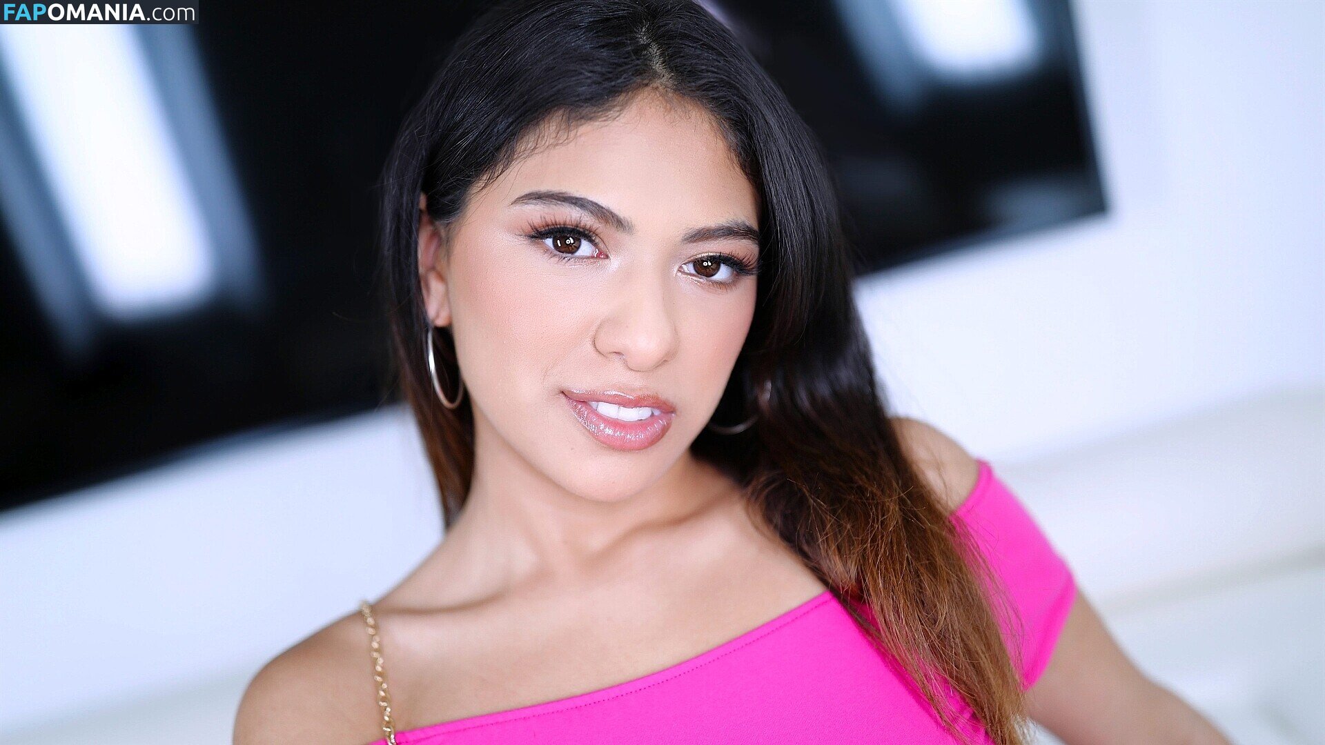 Reyna Belle / Reynabelle19 / imreynabelle / reynabelle ヌード OnlyFans  流出写真 #1