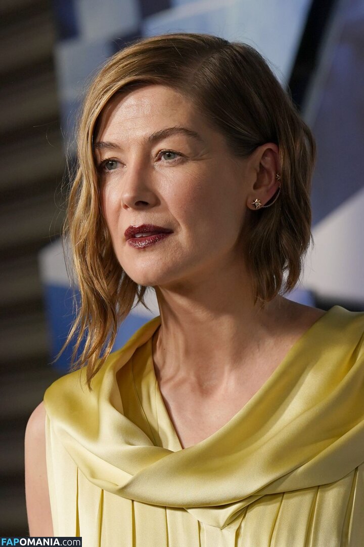 Rosamund Pike / mspike ヌード OnlyFans  流出写真 #111