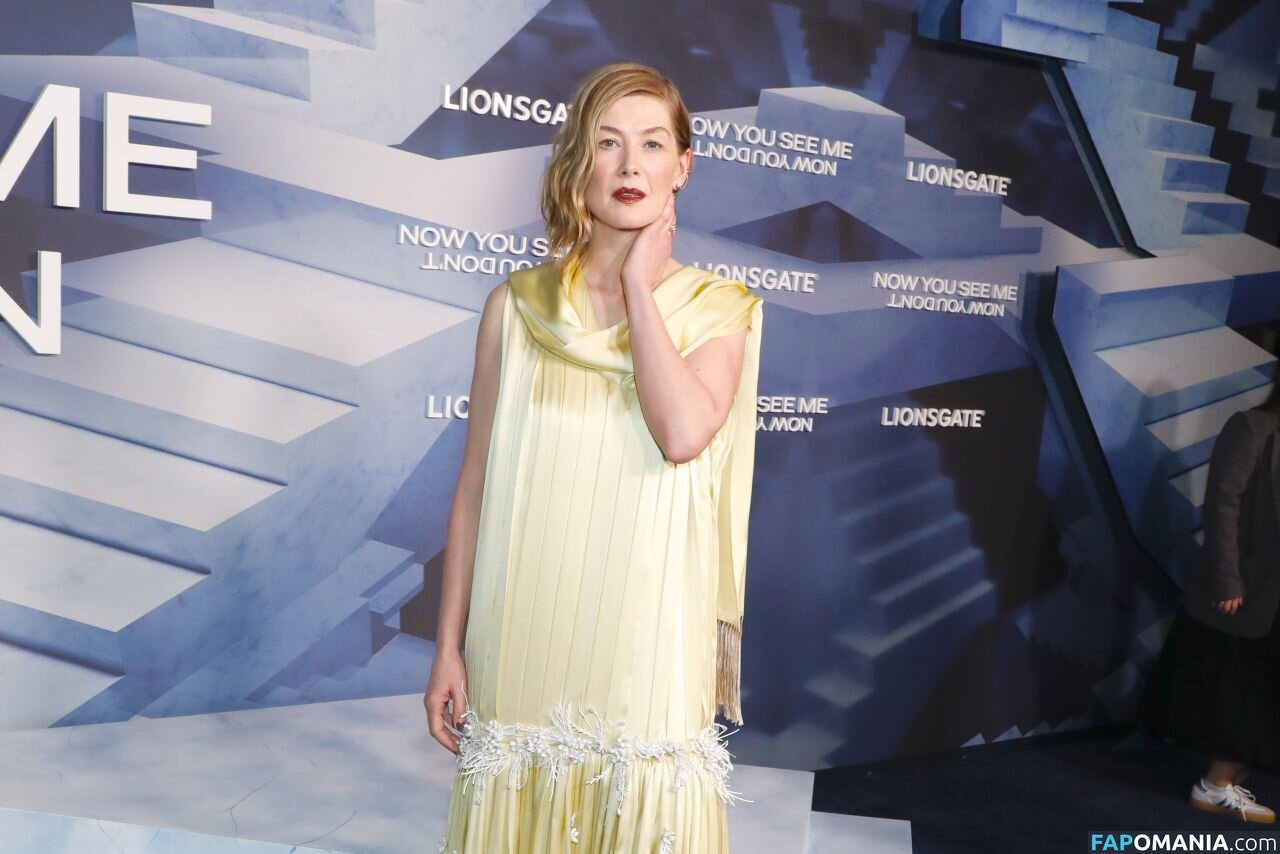 Rosamund Pike / mspike ヌード OnlyFans  流出写真 #114