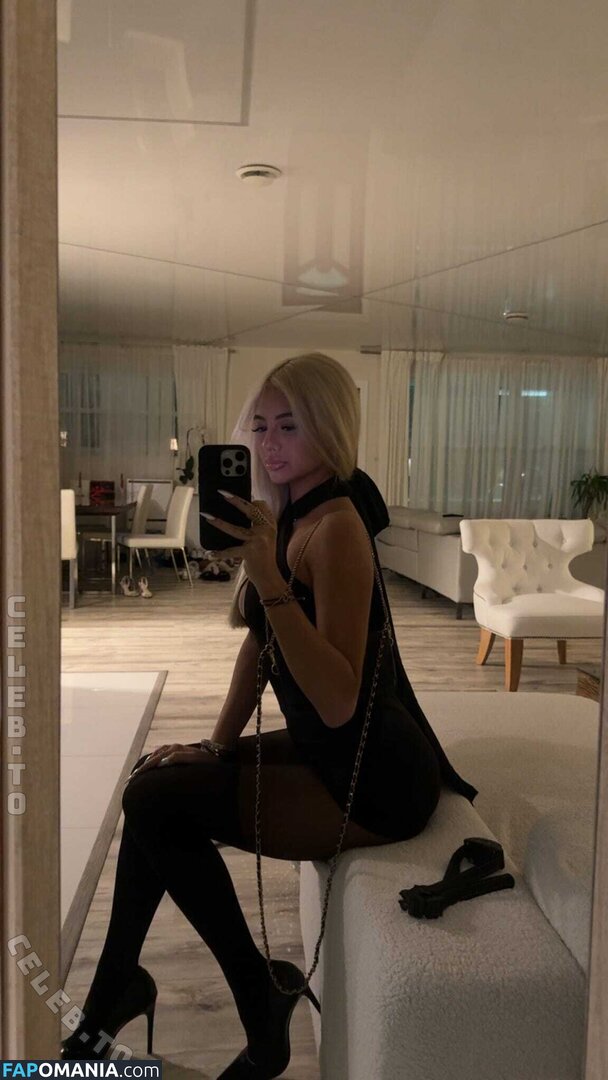 https: / russianrina / russianrinaa / russianrinaaa ヌード OnlyFans  流出写真 #1