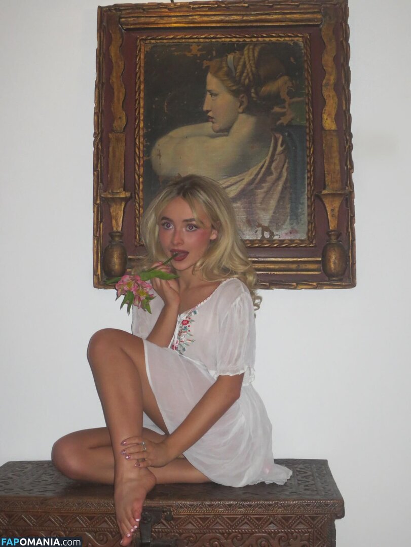 Sabrina Carpenter / https: / sabrinacarpenter ヌード OnlyFans  流出写真 #2605