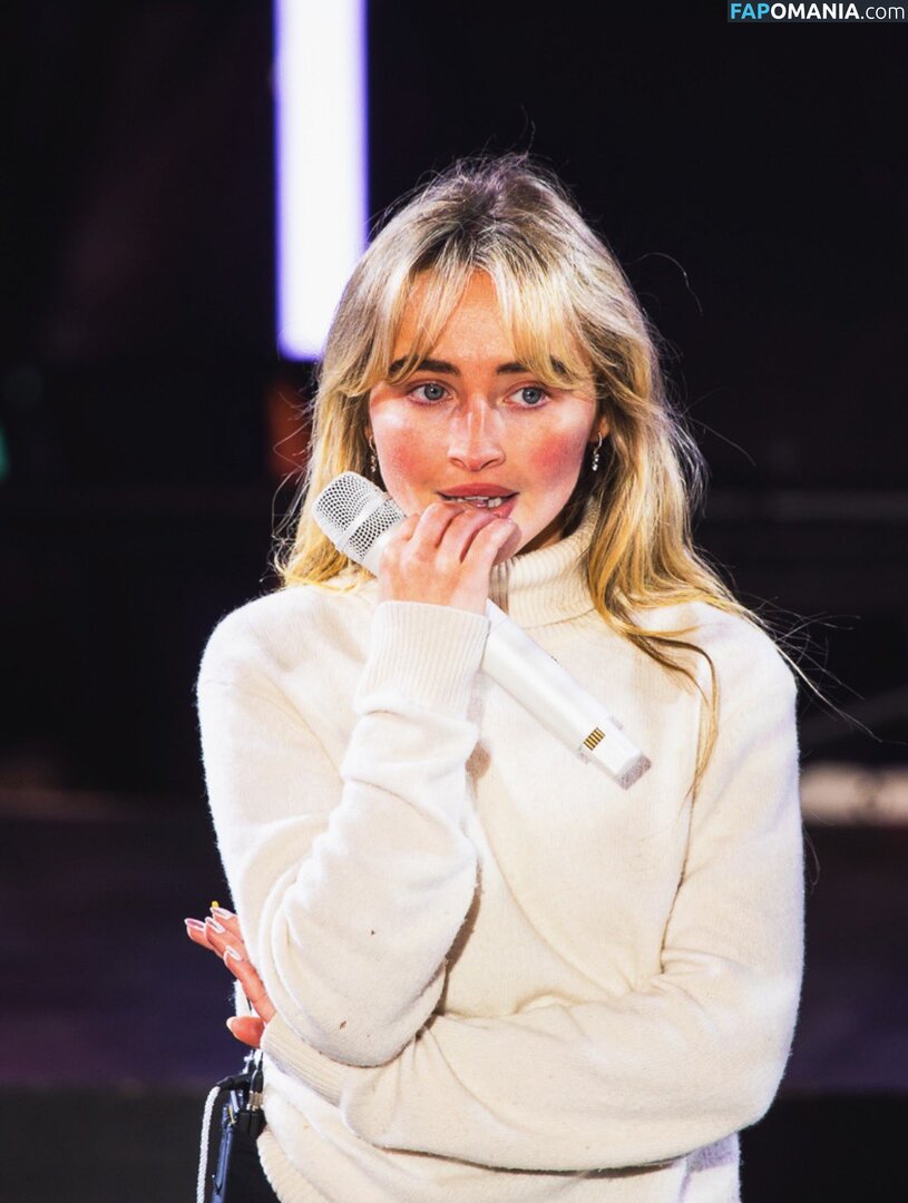 Sabrina Carpenter / https: / sabrinacarpenter ヌード OnlyFans  流出写真 #2623