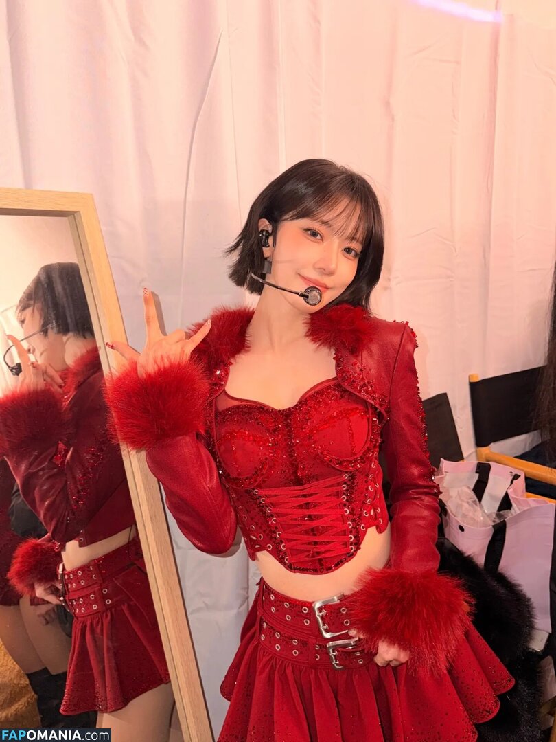 39saku_chan / LESSERAFIM / Sakura Miyawaki 宮脇 咲良 ヌード OnlyFans  流出写真 #7