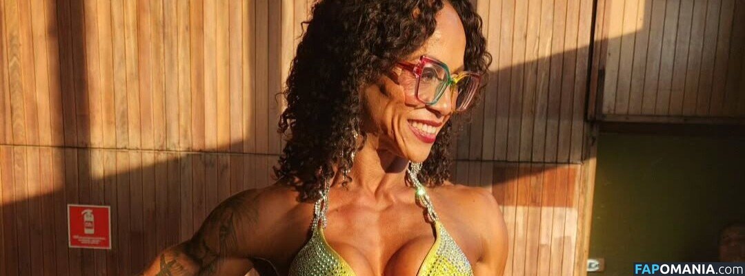 Sandra Andrade / Sandrinha Saradi / sandra fit / sandraandrade888 / sandrafit ヌード OnlyFans  流出写真 #4