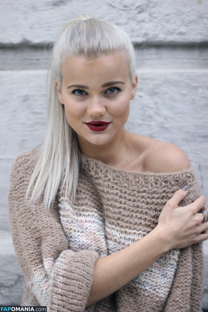 Sandra Lyng ヌード OnlyFans  流出写真 #7