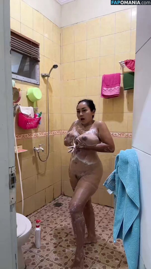 Sarah Ardhelia / sarah.ardheliadiary / sarahardhelia1995 / saraz6808 ヌード OnlyFans  流出写真 #10