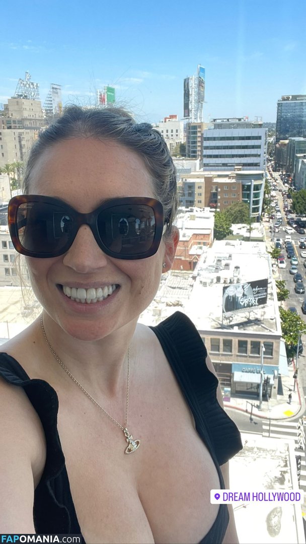 Sarah Cruddas / sarahcruddastv ヌード OnlyFans  流出写真 #1