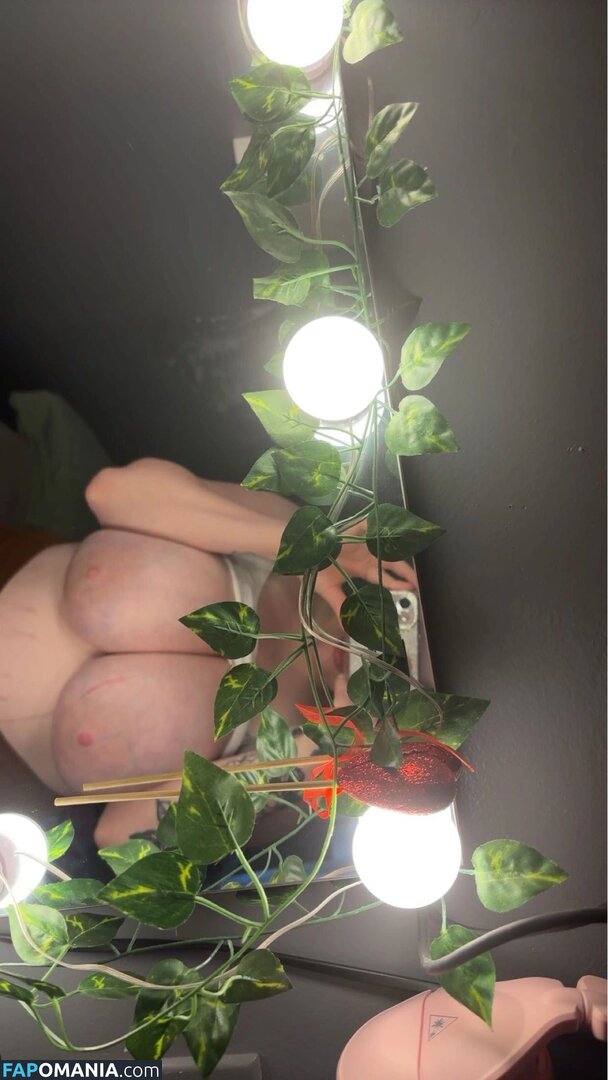 Savanna Becker / https: / savvrose5 ヌード OnlyFans  流出写真 #3